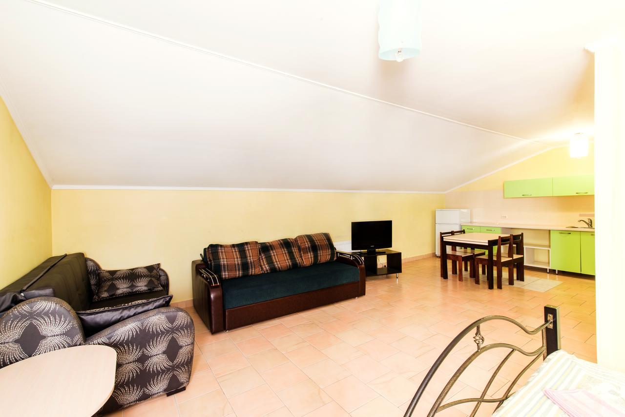 Inter Hotel Ternopil Ngoại thất bức ảnh